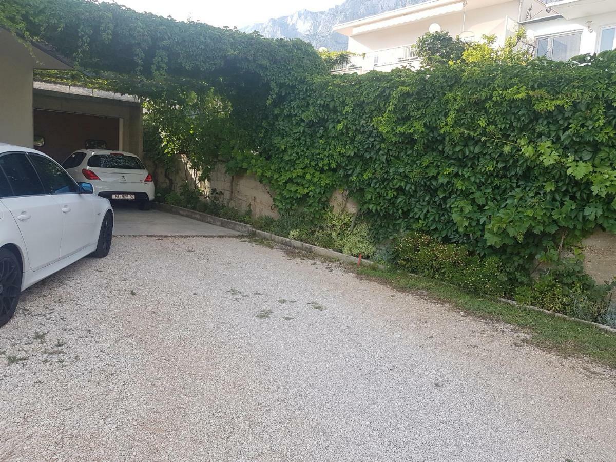 Apartamento Apartman Vrisika Ll Makarska Exterior foto